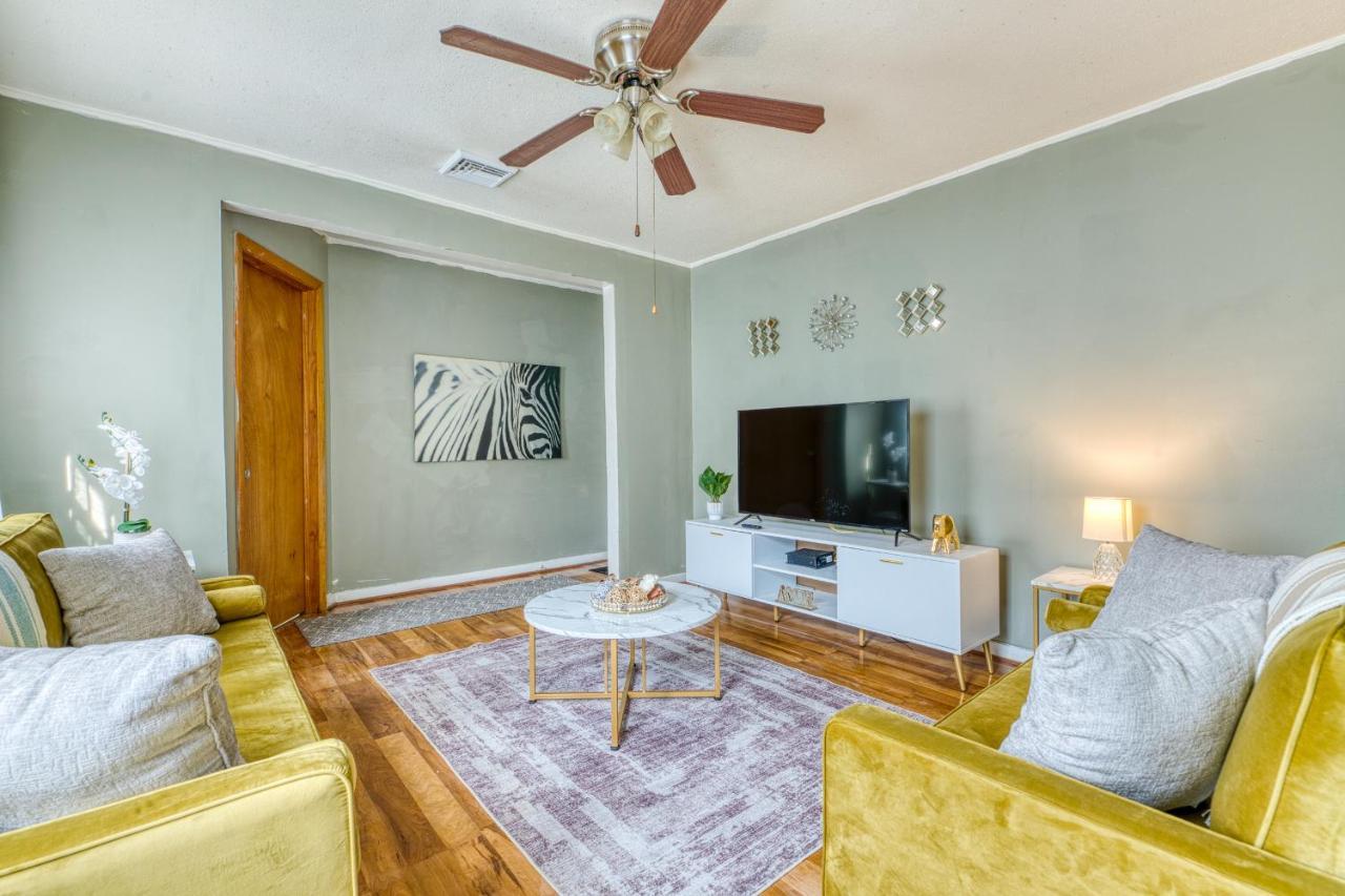 Humble With Free Breakfast Offered If Requested! Apartment Chicopee